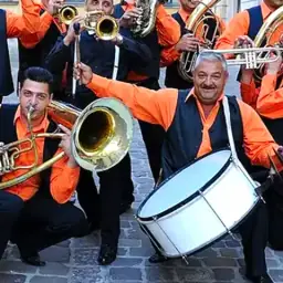 Гадна музика